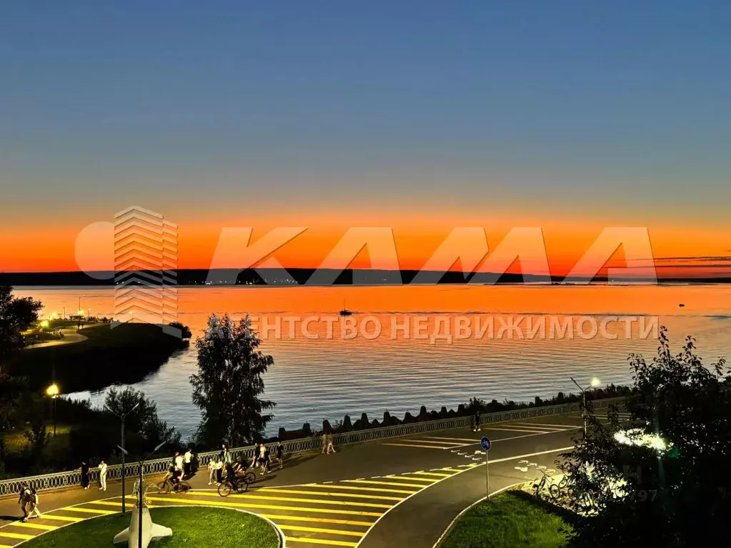 2-к кв. Татарстан, Набережные Челны ул. 2-я Береговая, 33 (50.0 м) - Фото 1