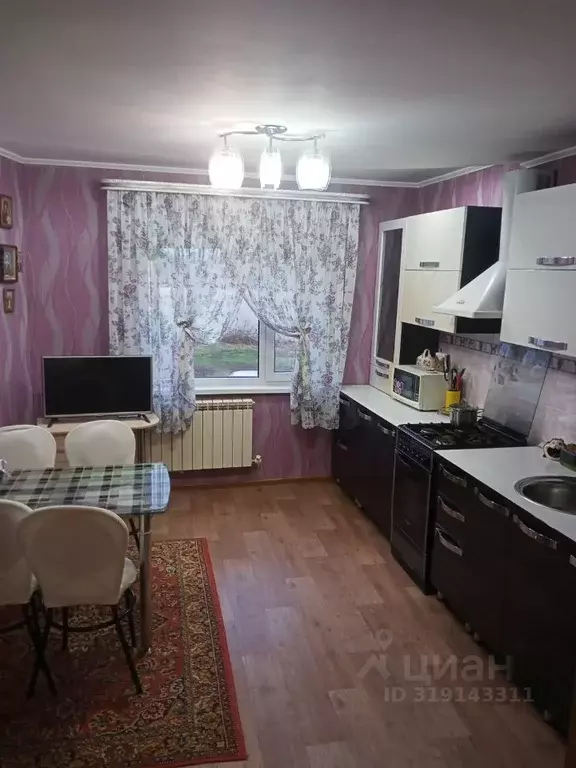 Дом в Саратовская область, Петровск Московская ул. (100 м) - Фото 0