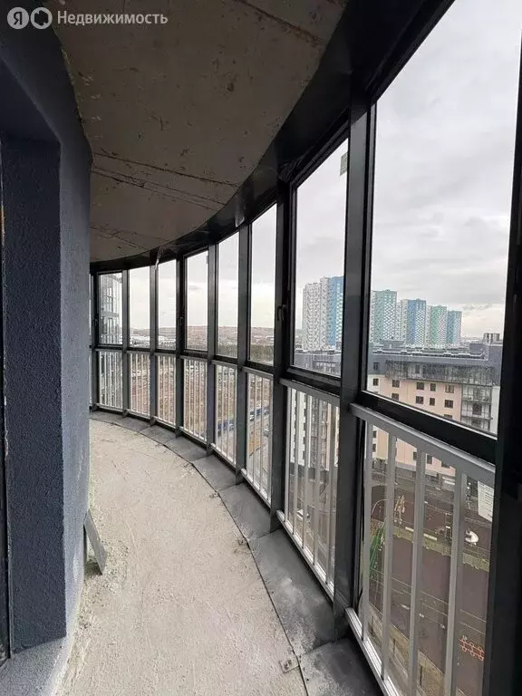 2-комнатная квартира: Красноярск, улица Петра Подзолкова, 8 (85.7 м) - Фото 2