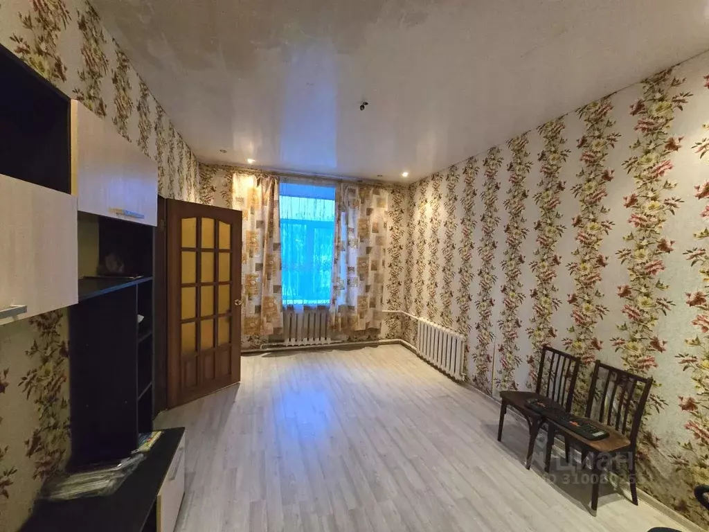 2-к кв. Смоленская область, Смоленск пос. Серебрянка, 52 (42.0 м) - Фото 1