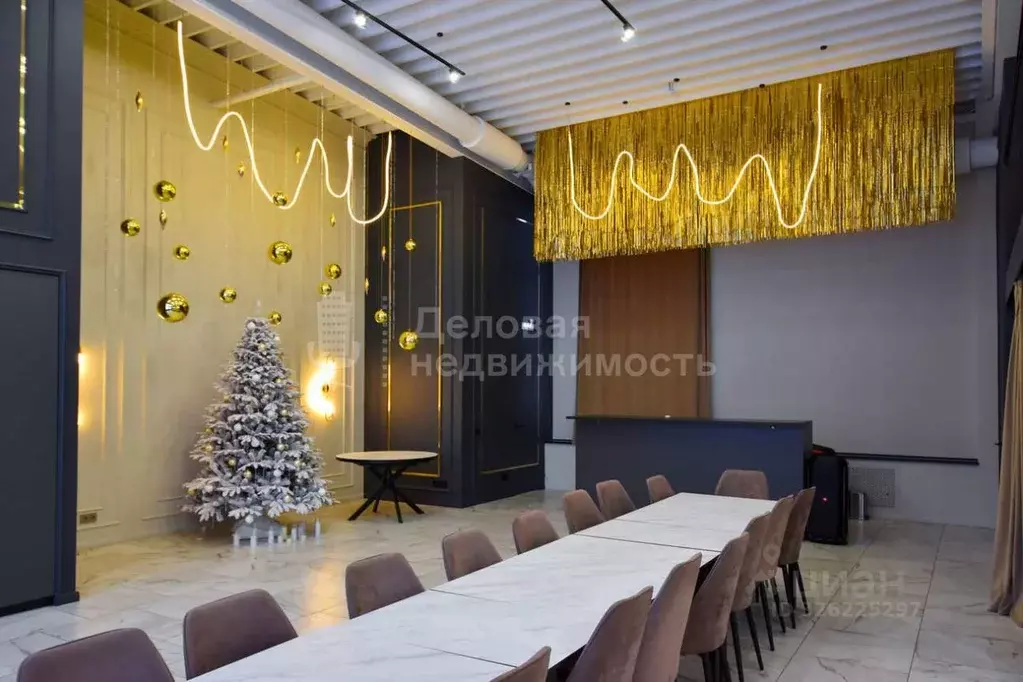 Помещение свободного назначения в Новгородская область, Великий ... - Фото 1