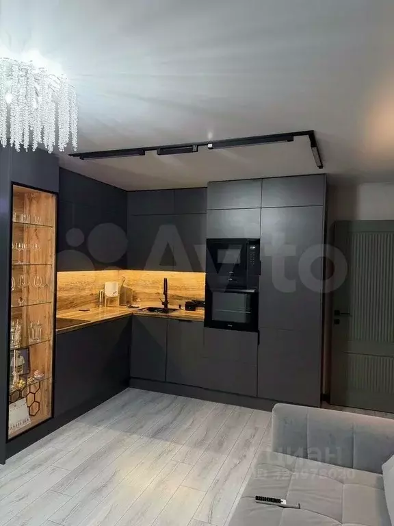 2-к кв. Севастополь ул. Колобова, 18/11 (64.3 м) - Фото 1