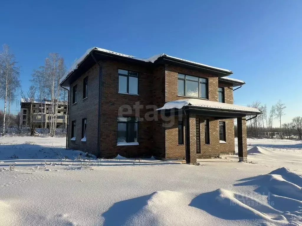 Дом в Брянская область, Брянский район, пос. Мичуринский  (224 м) - Фото 1