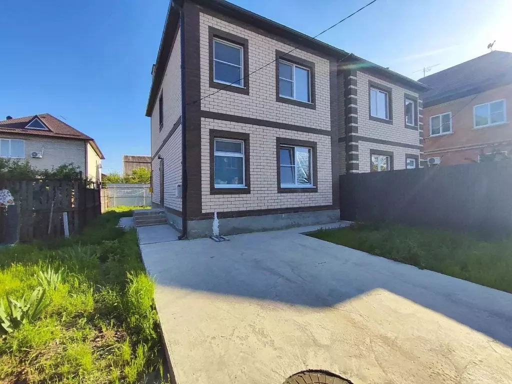 Дом в Краснодарский край, Краснодар Интернациональный бул., 90 (103 м) - Фото 1