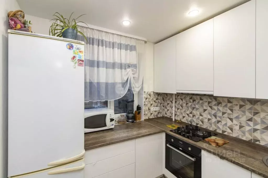 3-к кв. Тюменская область, Тюмень Севастопольская ул., 37 (58.0 м) - Фото 1