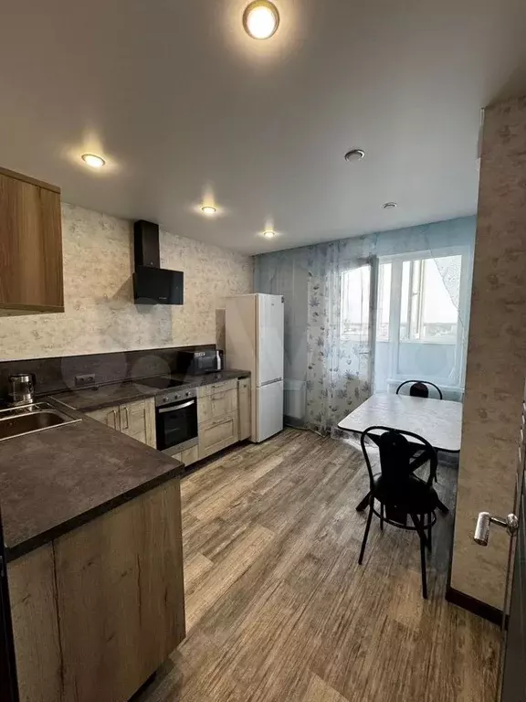 1-к. квартира, 40 м, 12/16 эт. - Фото 1