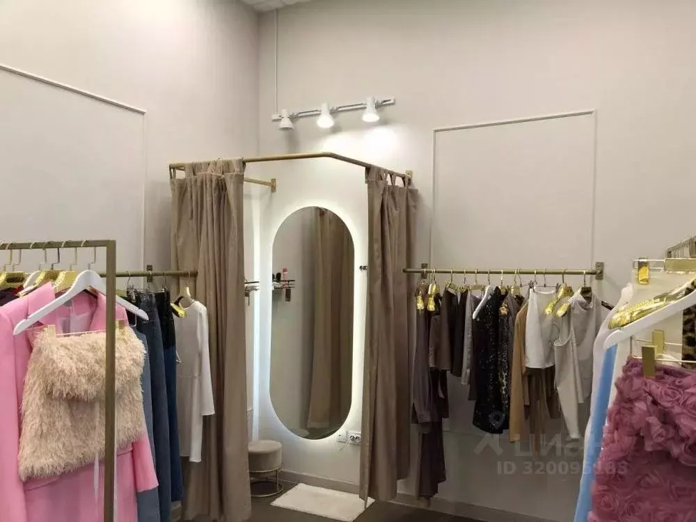 Помещение свободного назначения в Иркутская область, Иркутск ул. ... - Фото 1