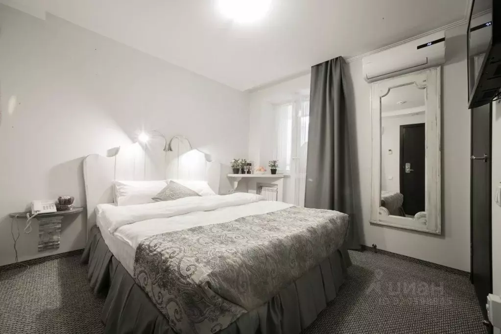Комната Омская область, Омск ул. Маяковского, 18 (12.0 м) - Фото 1