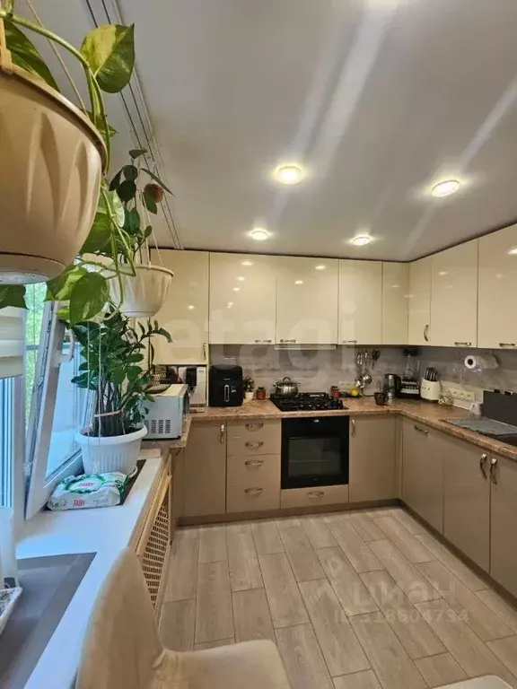 3-к кв. Коми, Ухта ул. Сенюкова, 33 (86.4 м) - Фото 0