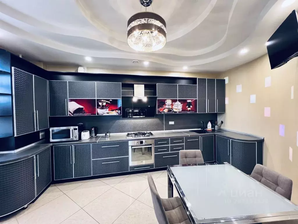 3-к кв. Татарстан, Казань ул. Карла Маркса, 3 (130.0 м) - Фото 0