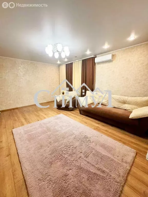 3-комнатная квартира: Черногорск, улица Генерала Тихонова, 4В (71.8 м) - Фото 1