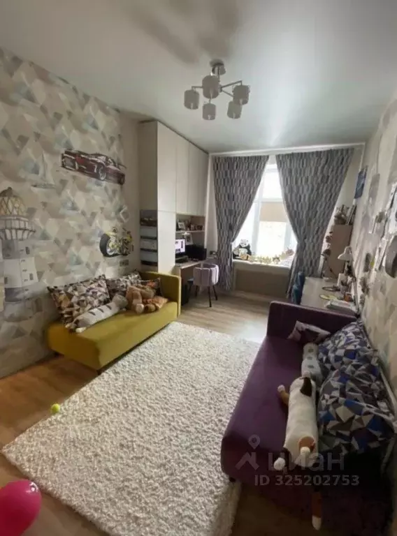 3-к кв. Московская область, Красногорск городской округ, с. ... - Фото 1