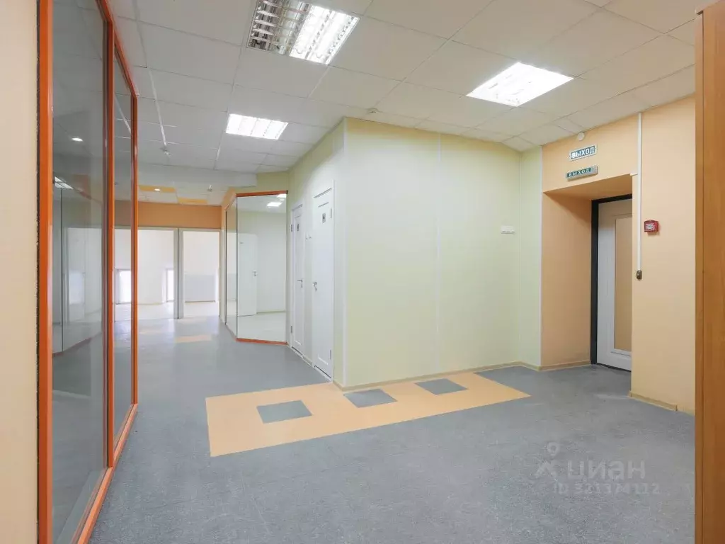 Офис в Ленинградская область, Мурино Всеволожский район, Лесная ул., 3 ... - Фото 2