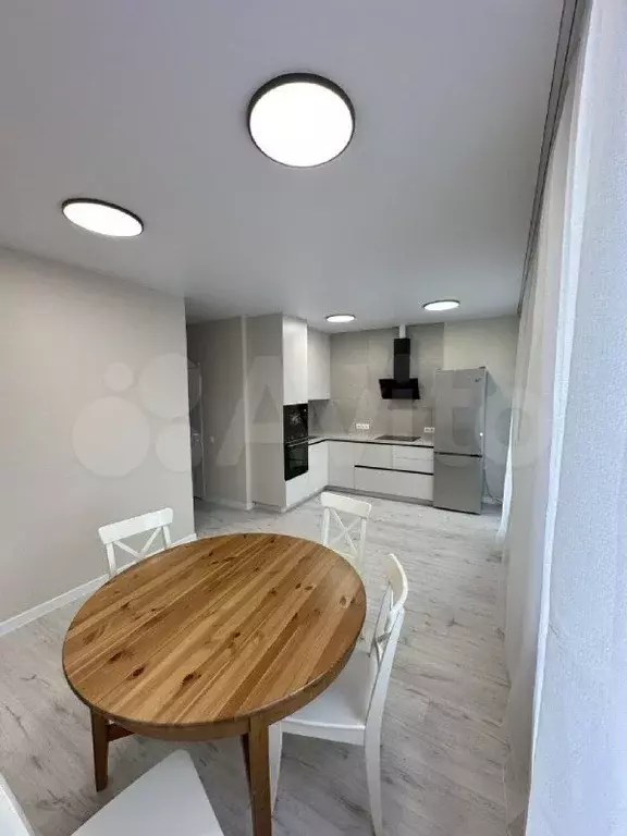 2-к. квартира, 58 м, 5/25 эт. - Фото 0