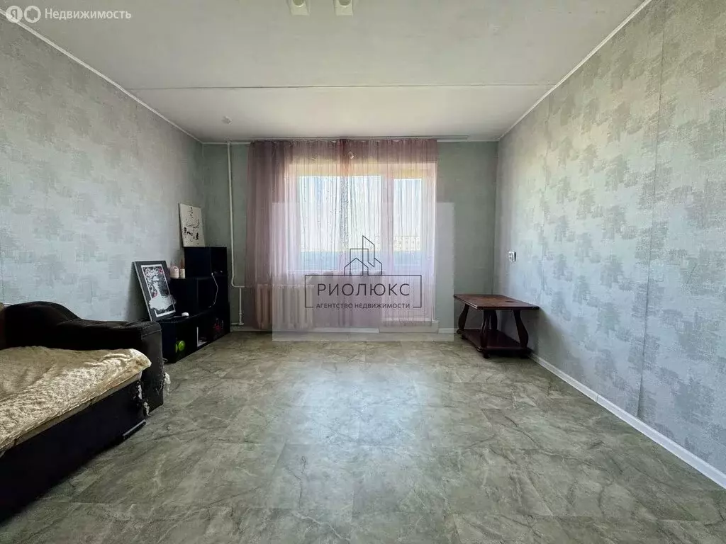3-комнатная квартира: Челябинск, улица Островского, 18 (63.6 м) - Фото 1