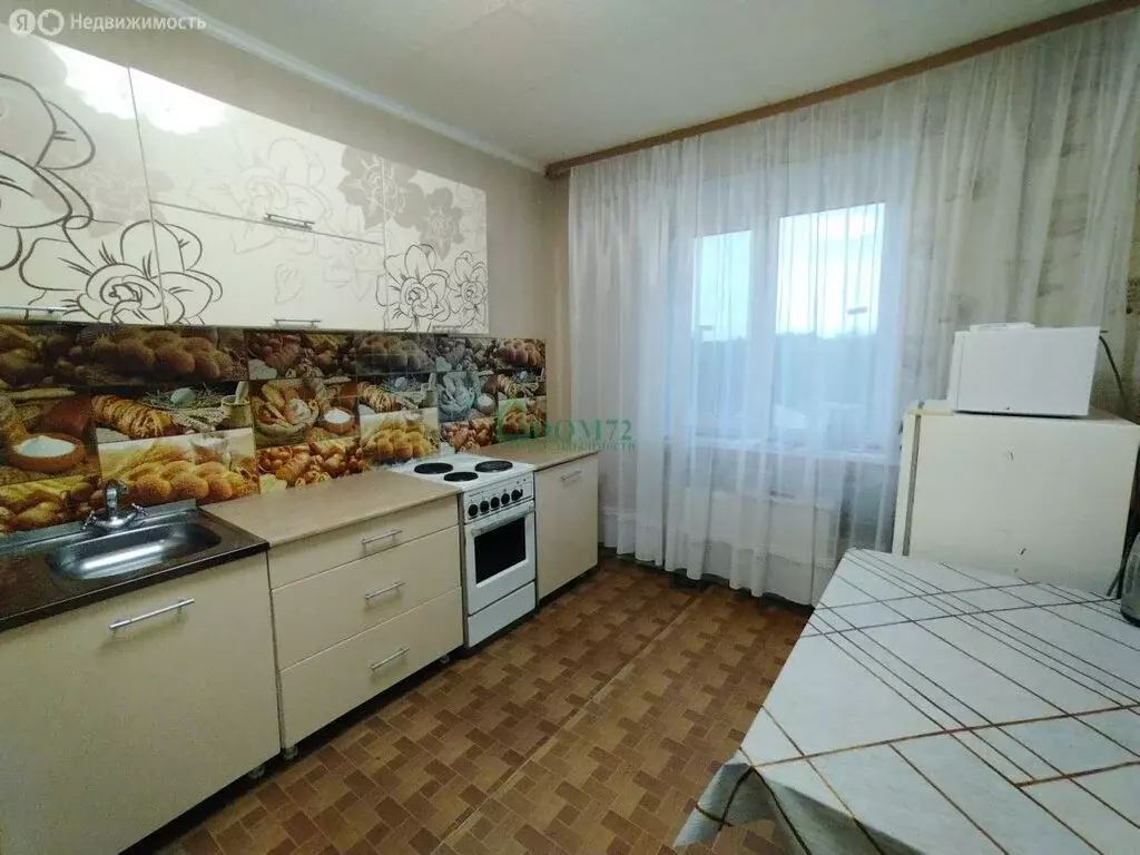 2-комнатная квартира: Тобольск, микрорайон Менделеево, 21 (51.1 м) - Фото 0