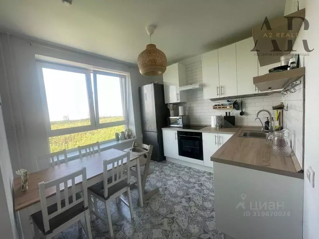 3-к кв. Москва ул. Саларьевская, 10к1 (65.5 м) - Фото 0