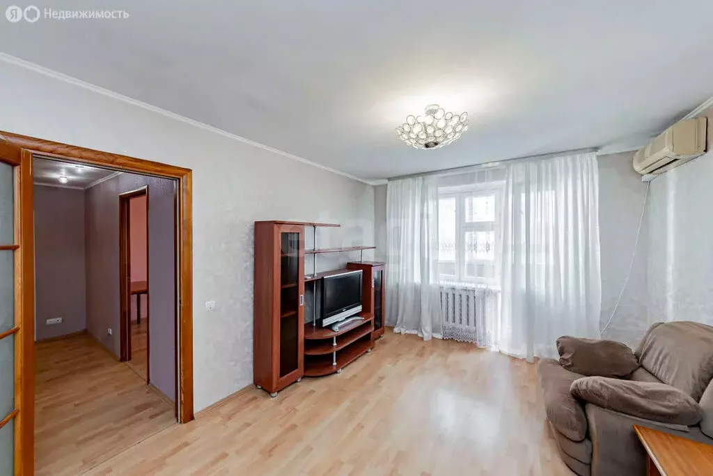 2-комнатная квартира: Тюмень, улица Пермякова, 78к3 (64 м) - Фото 1