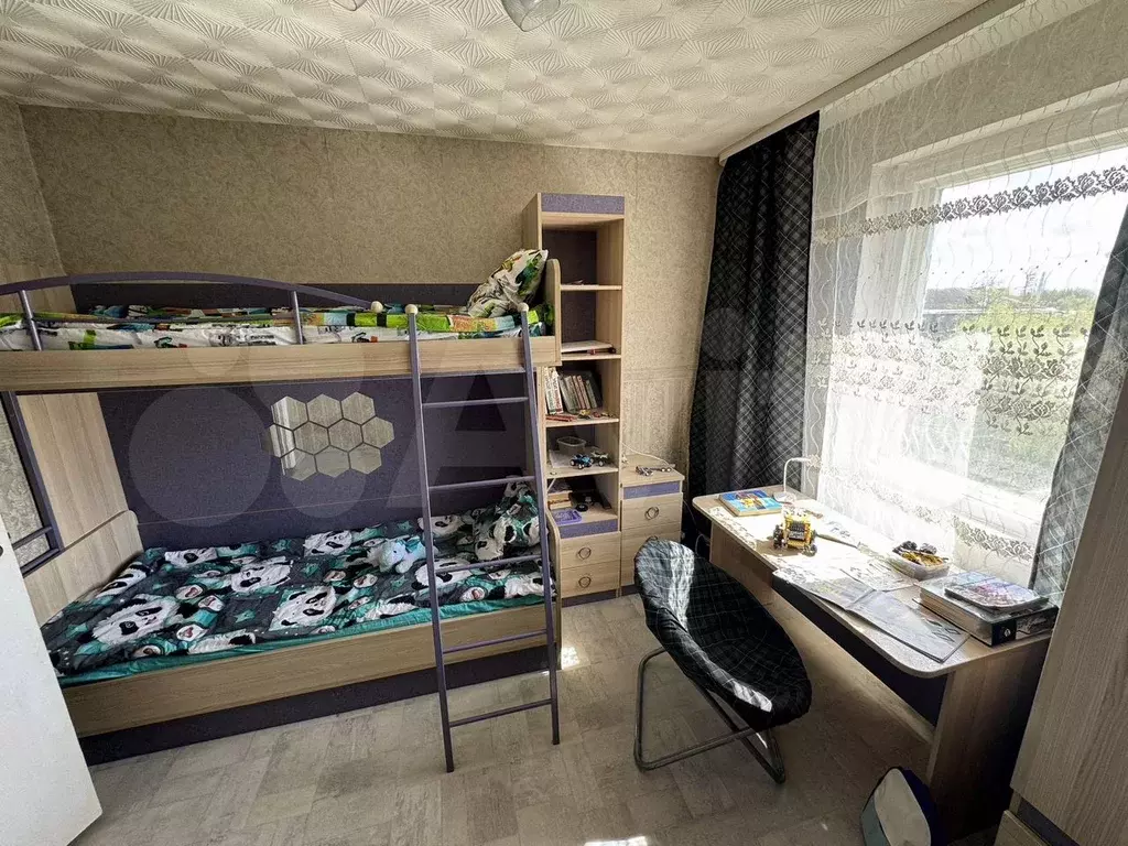 2-к. квартира, 550 м, 5/5 эт. - Фото 0