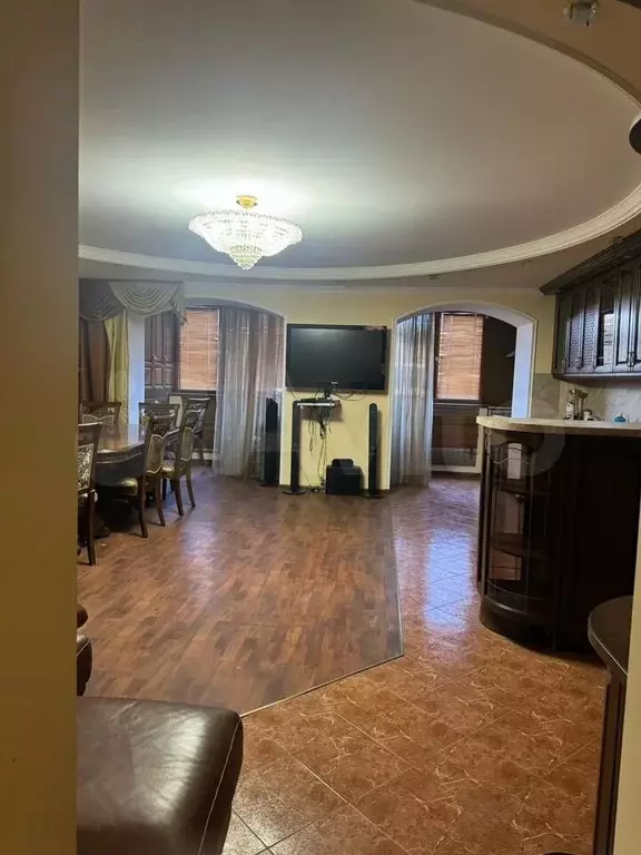 3-к. квартира, 87 м, 3/7 эт. - Фото 0