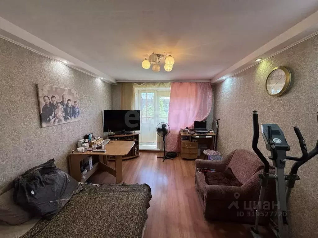 2-к кв. Бурятия, Улан-Удэ ул. Гастелло, 12 (43.1 м) - Фото 0