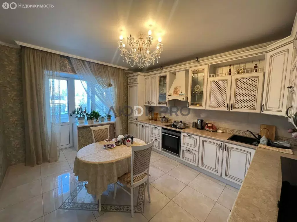 3-комнатная квартира: Уфа, улица Кирова, 99/2 (108 м) - Фото 0