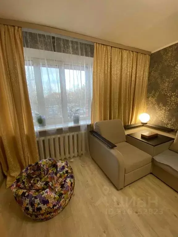 1-к кв. Санкт-Петербург, Санкт-Петербург, Кронштадт Кронштадтское ш., ... - Фото 0