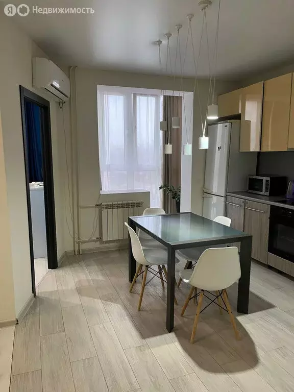 1-комнатная квартира: Волгоград, улица Малиновского, 8 (39.1 м) - Фото 1