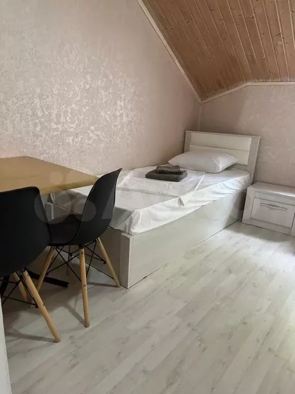 Комната 12 м, 2/2 эт. - Фото 0