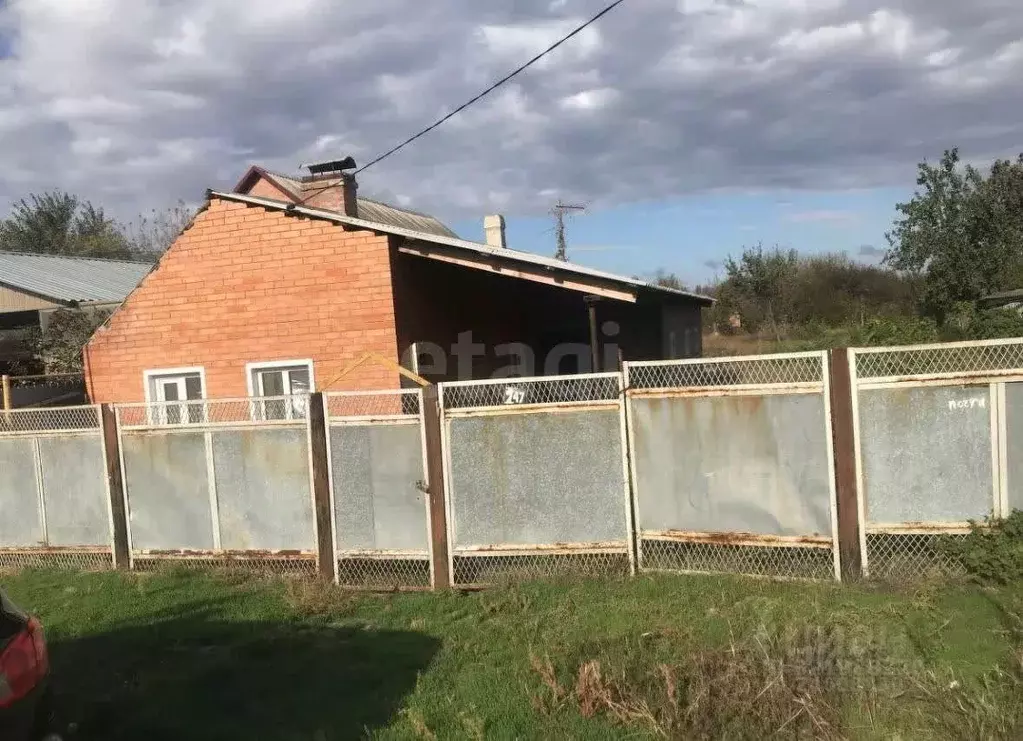 Дом в Ростовская область, пос. Целина 6-я линия (48 м) - Фото 0