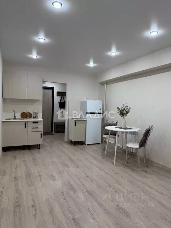 Студия Бурятия, Улан-Удэ ул. Сахьяновой, 19 (23.9 м) - Фото 1