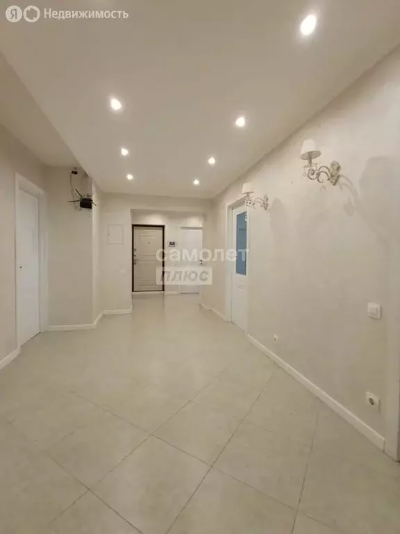 4-комнатная квартира: Смоленск, проспект Гагарина, 47 (117 м) - Фото 1