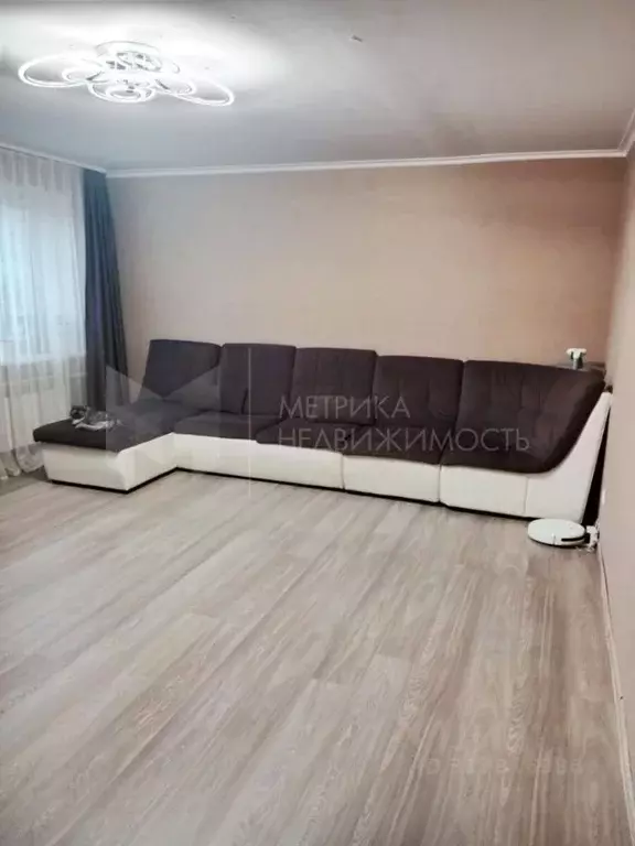 2-к кв. Тюменская область, Тюмень ул. Судостроителей, 71 (57.0 м) - Фото 0