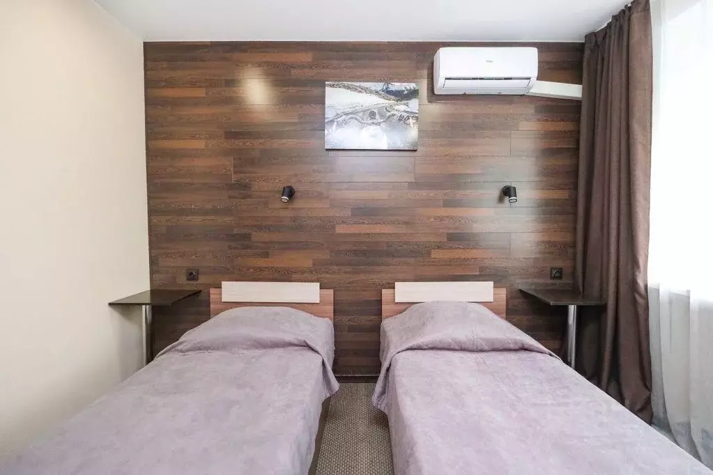 Комната Новосибирская область, Новосибирск ул. Ленина, 3 (15.0 м) - Фото 1