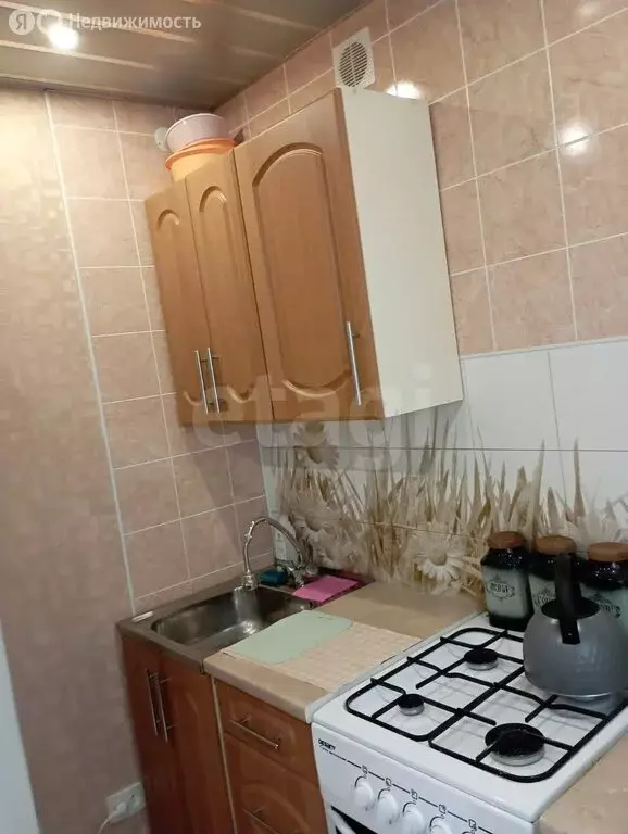 1-комнатная квартира: Ржев, Никольская улица, 2 (30.6 м) - Фото 0