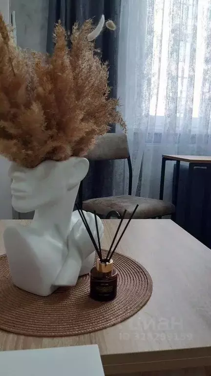 1-к кв. Крым, Симферополь просп. Александра Суворова, 99 (37.0 м) - Фото 1