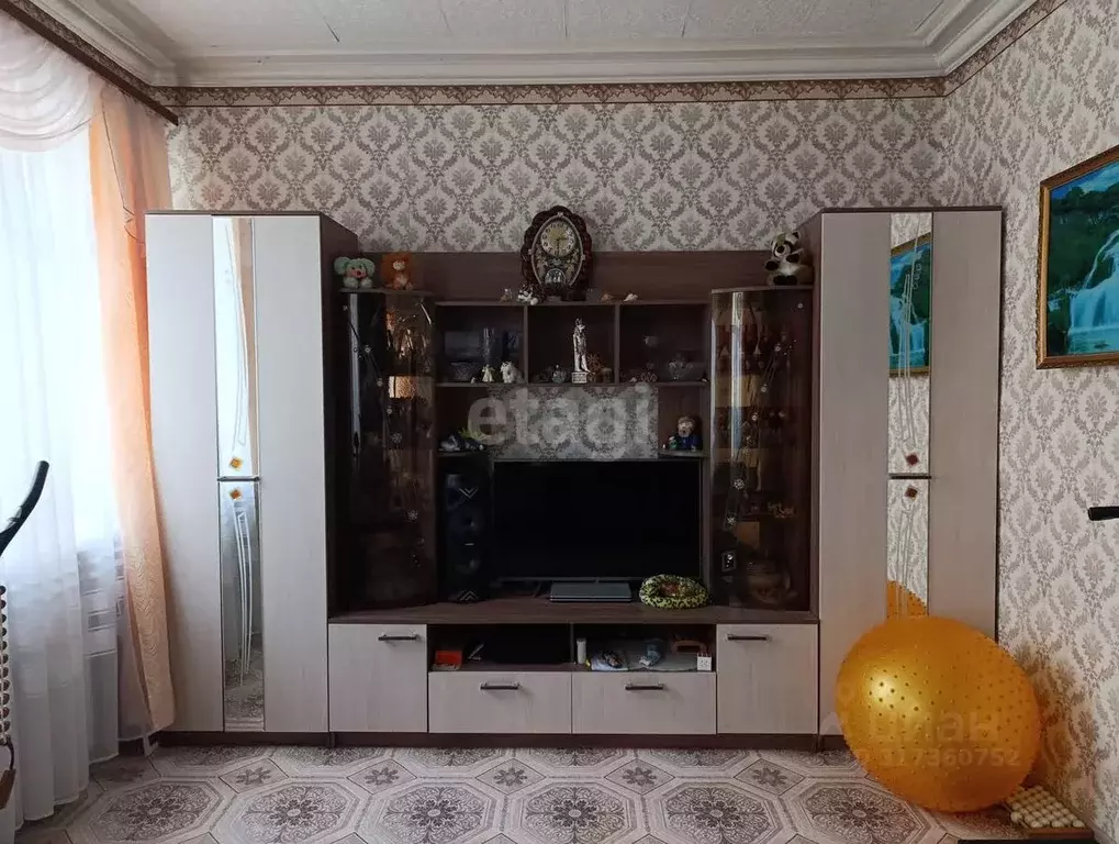 5-к кв. Свердловская область, Каменск-Уральский ул. Строителей, 21 ... - Фото 0