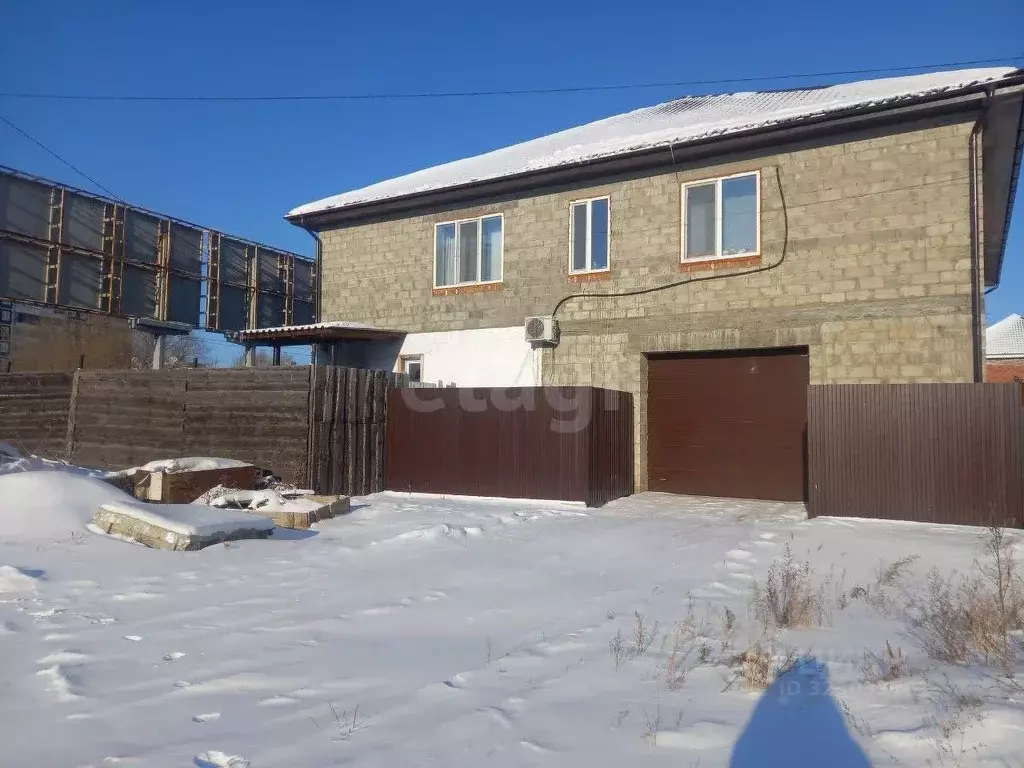 Дом в Хабаровский край, Комсомольск-на-Амуре Химическая ул., 21 (466 ... - Фото 1