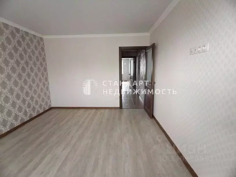 3-к кв. Тюменская область, Тюмень ул. Монтажников, 41 (90.3 м) - Фото 2
