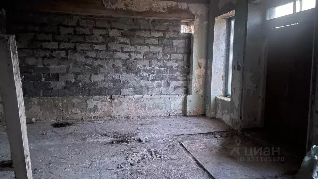 Помещение свободного назначения в Ярославская область, Ростов ул. ... - Фото 1