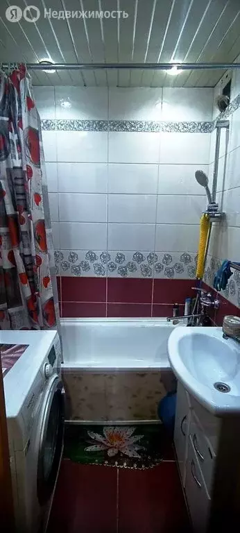 2-комнатная квартира: Новокузнецк, улица Кирова, 94 (53.5 м) - Фото 0