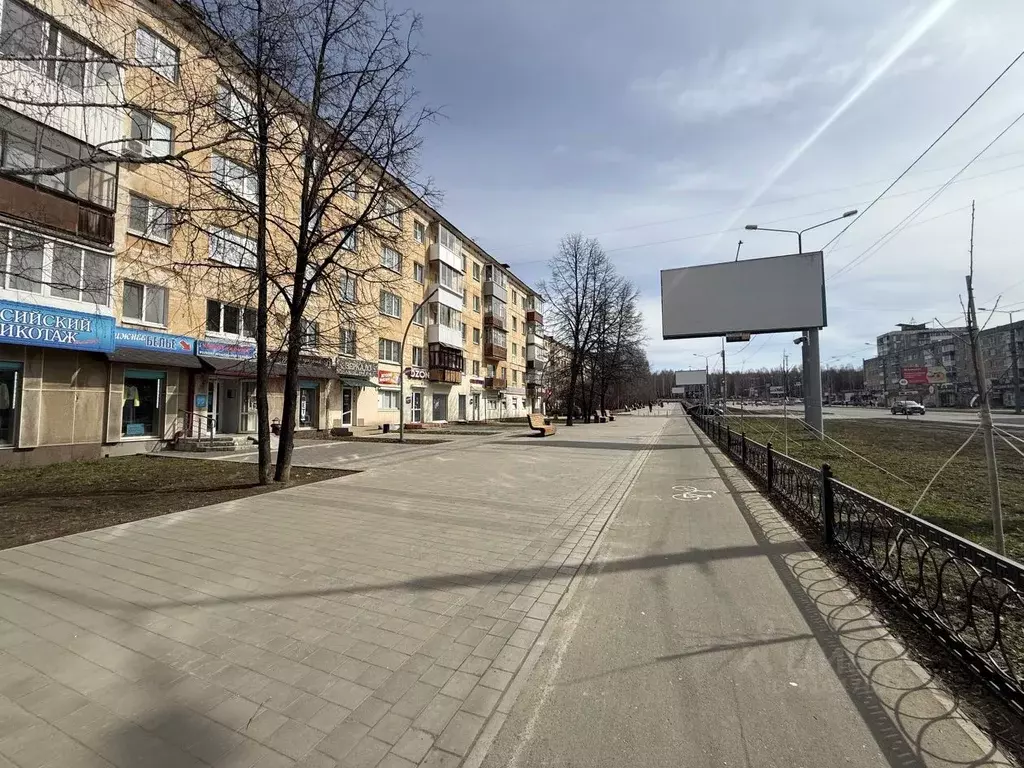 Торговая площадь в Свердловская область, Нижний Тагил Ленинградский ... - Фото 0