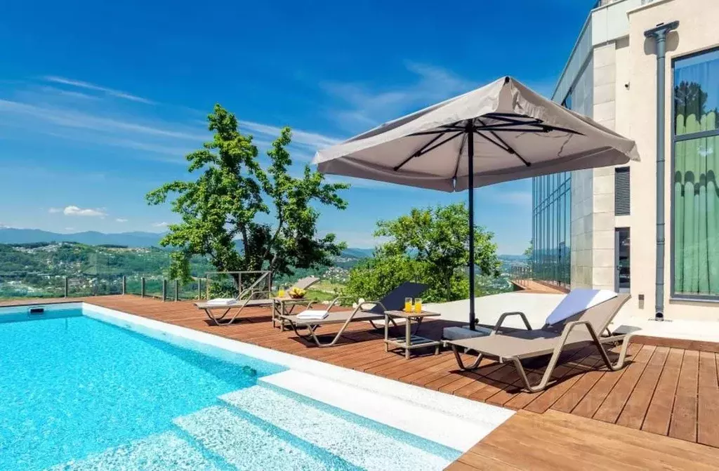 Дом в Краснодарский край, Сочи ул. Ворошиловградская, 254/7 (320 м) - Фото 2