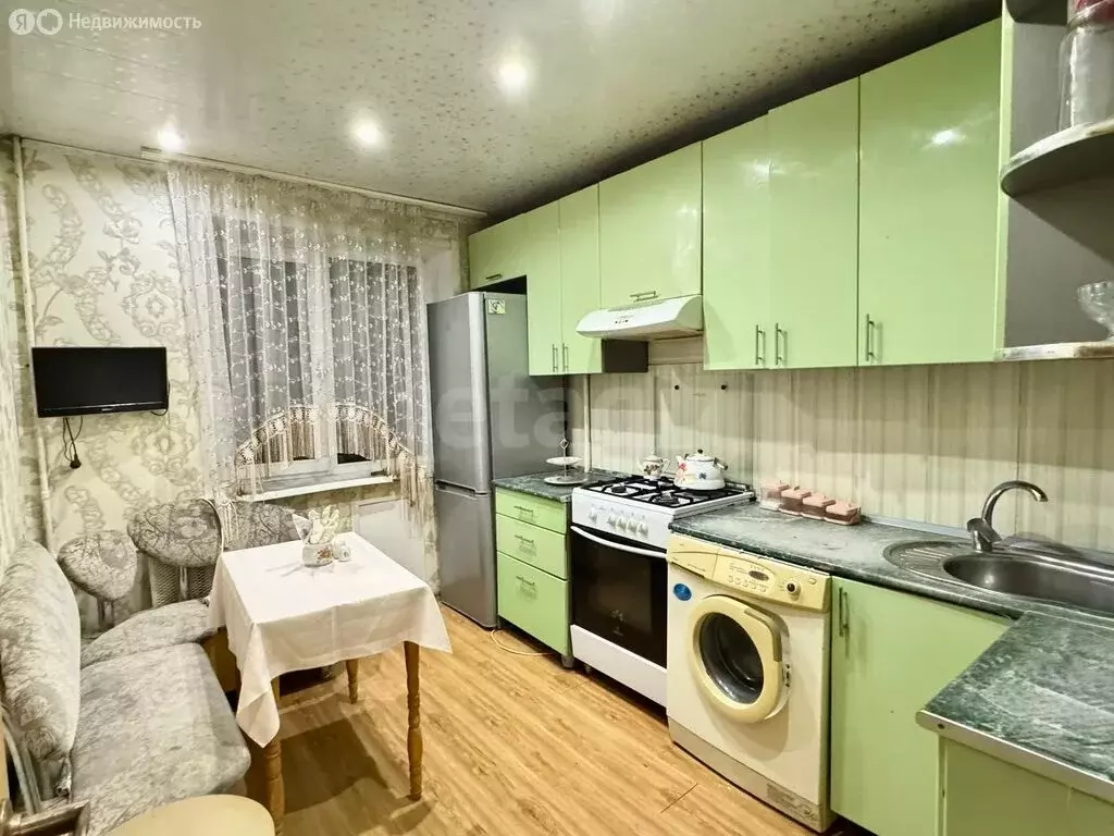 3-комнатная квартира: Брянск, Красноармейская улица, 170 (60.6 м) - Фото 1