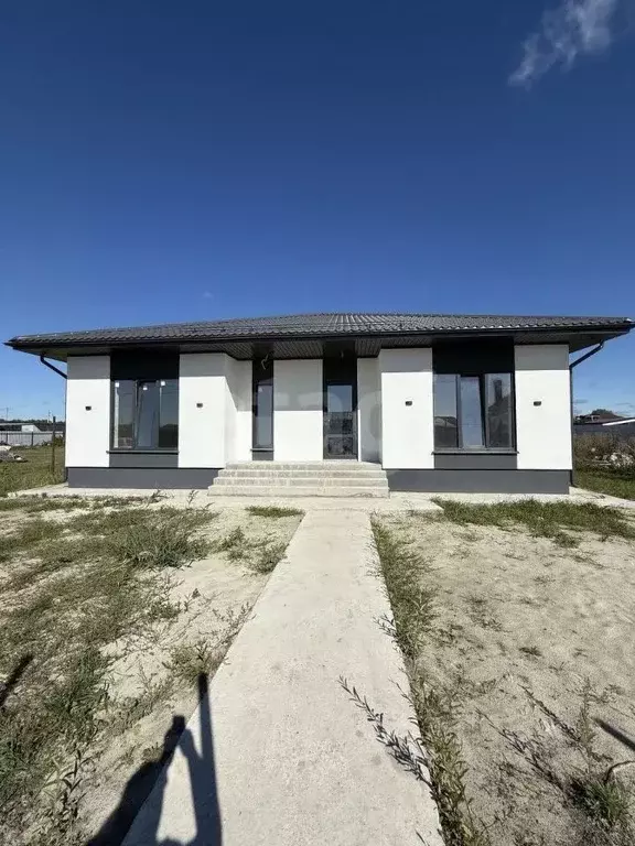 Дом в Курская область, Курский район, Моковский сельсовет, д. Духовец ... - Фото 1