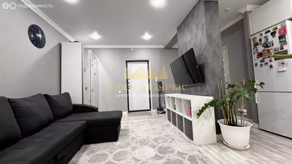 1-комнатная квартира: Казань, улица Павлюхина, 110Г (42 м) - Фото 1