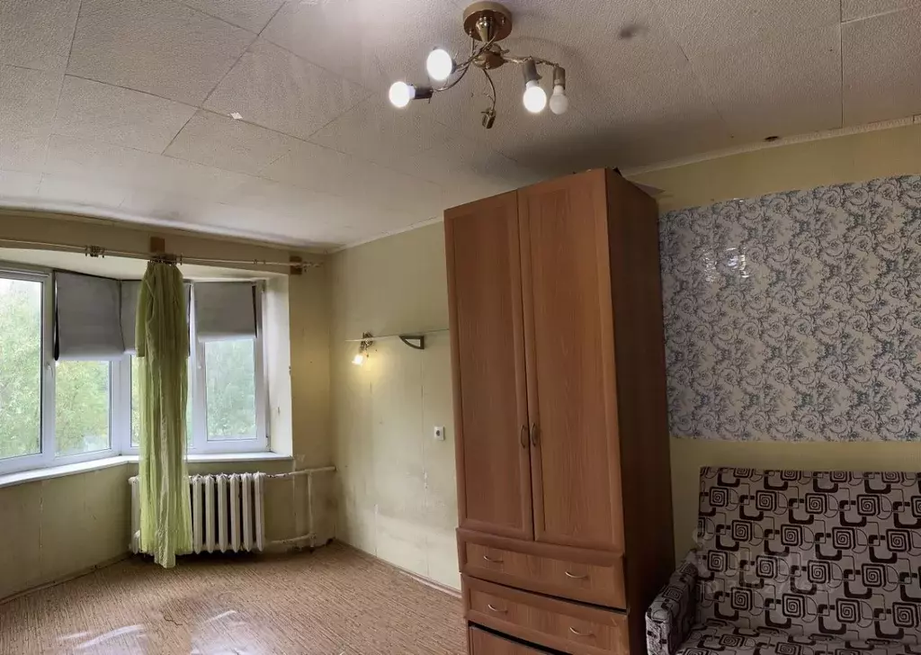 Комната Санкт-Петербург Омская ул., 14 (19.0 м) - Фото 1