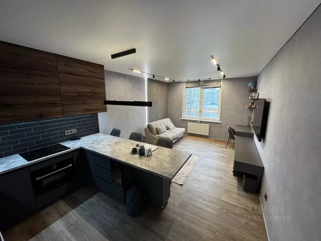 1-к кв. Свердловская область, Екатеринбург пер. Шаронова, 31 (52.4 м) - Фото 1