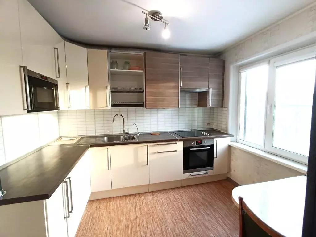 3-к кв. Челябинская область, Челябинск ул. 40-летия Победы, 36 (66.6 ... - Фото 1