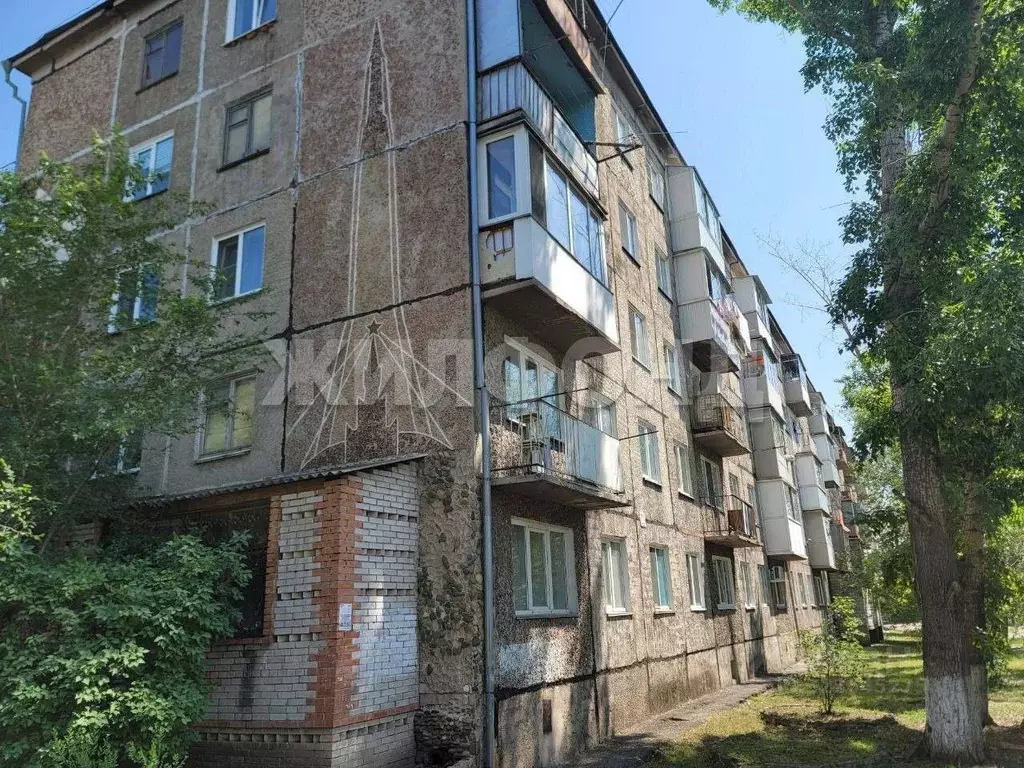 2-к кв. Хакасия, Черногорск просп. Космонавтов, 23А (47.0 м) - Фото 1